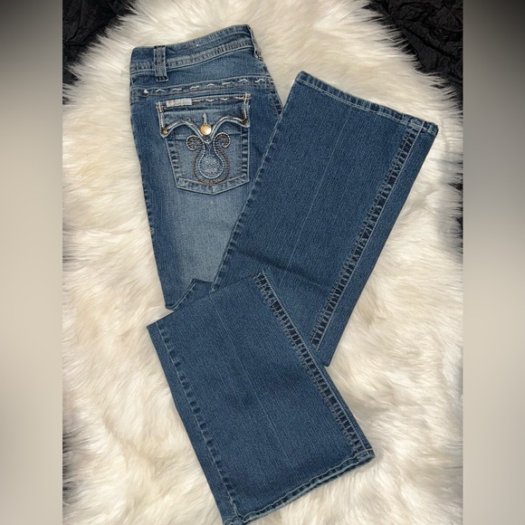 YTK Woman’s Crest Collection Denim Blue Jeans Boot Leg Stitch Design Size 9/10 - Picture 5 of 9